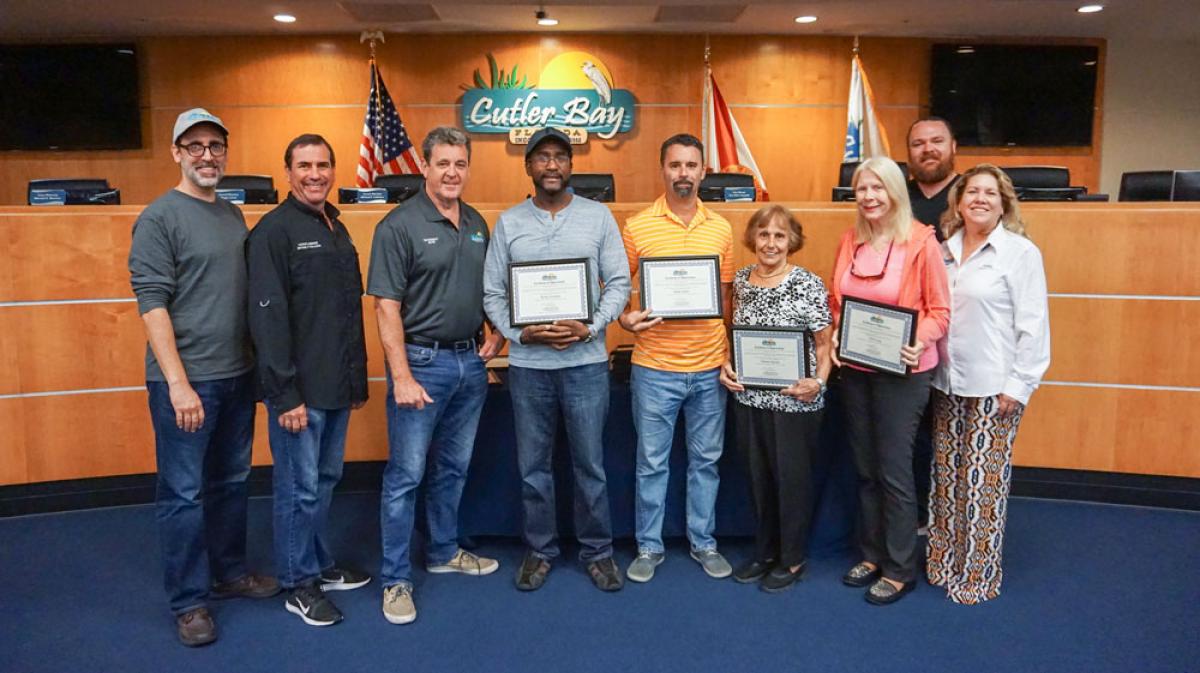 Group photo of Parks and Recreation Committee with Town Council 2019