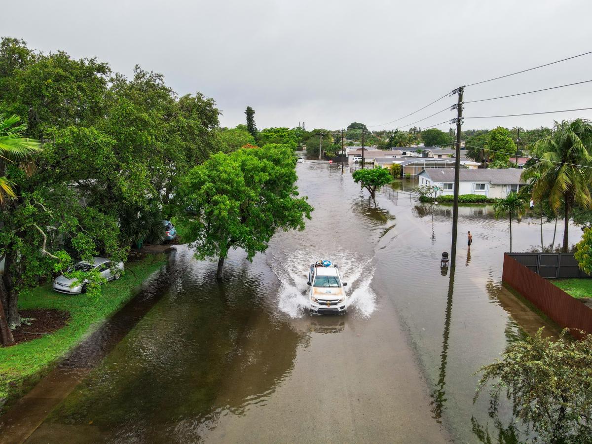 Drone photo of flooded Cutler Bay streets